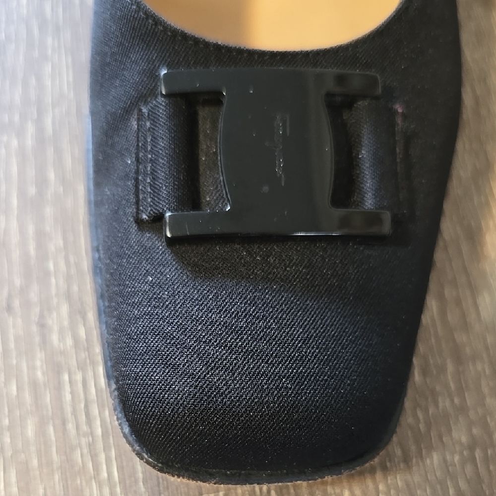 Authentic Salvatore Ferragamo Black Loafers with Elegant Buckle - Picture 5 of 11